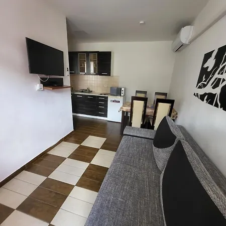 Marika Apartment